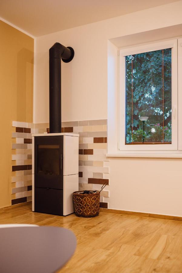 Apartman Pod Borovici Kovalovice Exterior foto
