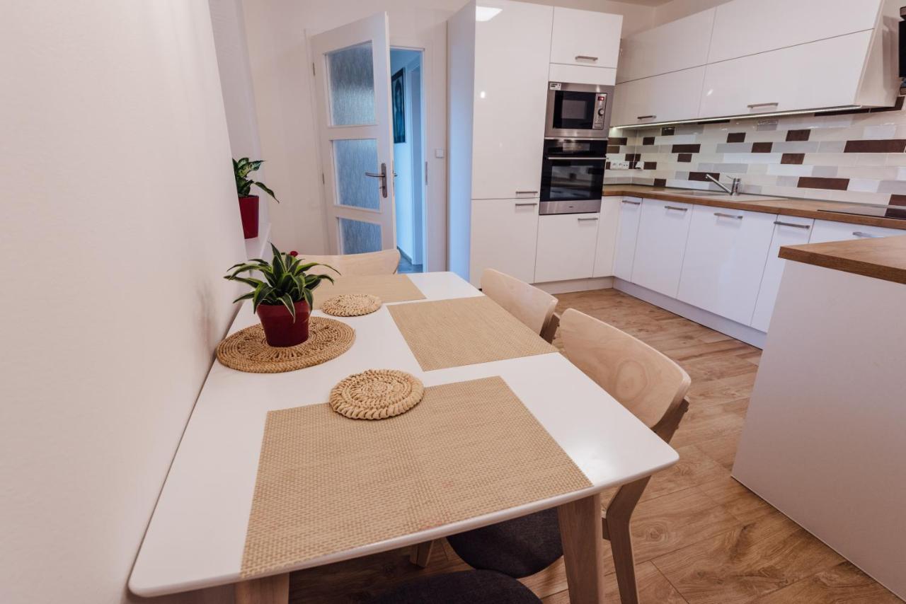 Apartman Pod Borovici Kovalovice Exterior foto